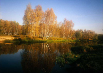 с белой рамкой 2 px -lake-in-Malahovka